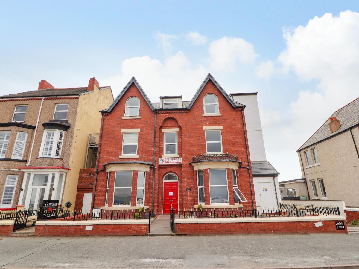 Apartment Ty Uchaf Rhyl